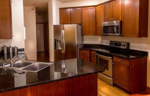 Why choose granite as the kitchen countertop?